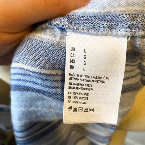 •American Eagle• Juniors‎ button down cropped style shirt - Picture 8 of 8